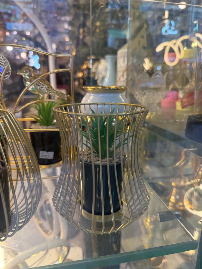 Premium Metal planter with realistic artificial plant