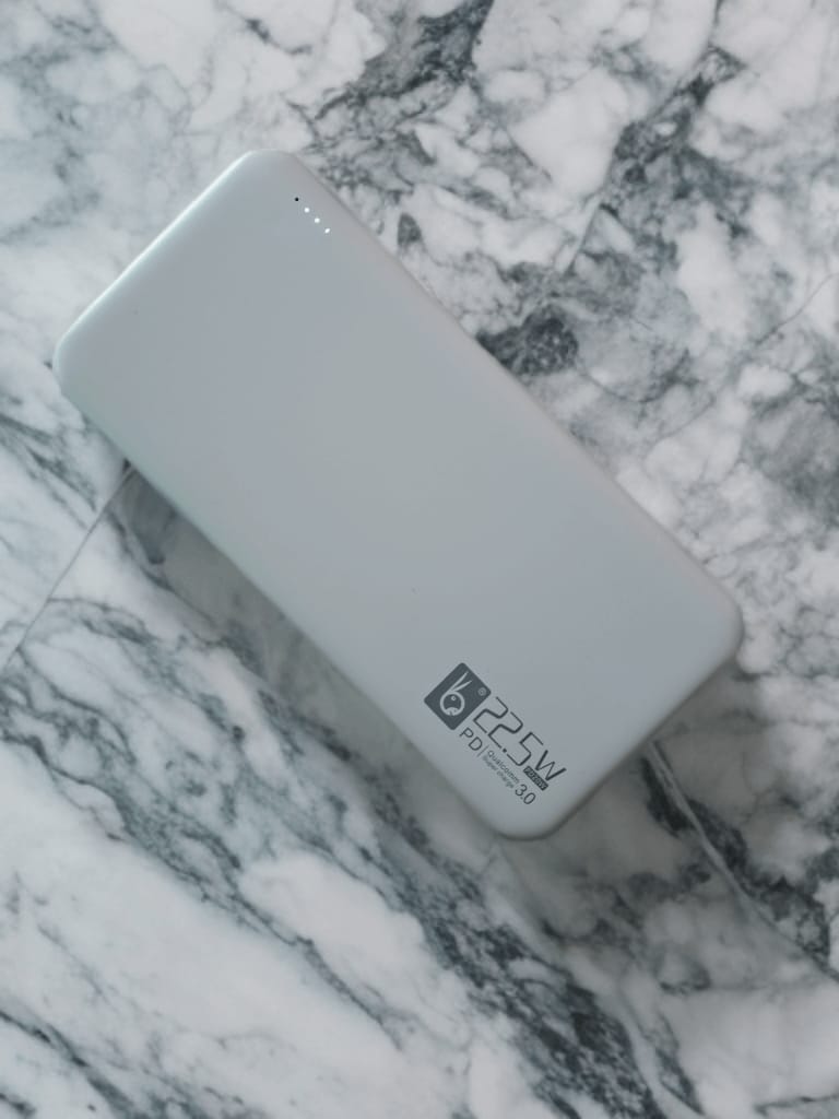 Super-Fast Power Bank - Full in Just 45 Minutes