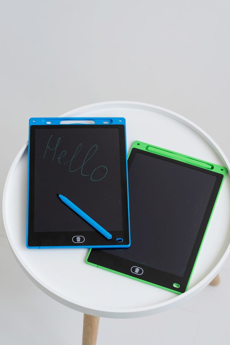 Premium Quality Kids Paperless Electric Cell Operate Writing Tablet