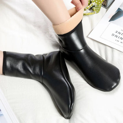 Premium Leather Socks – Winter Warm & Waterproof(Available All Sizes)