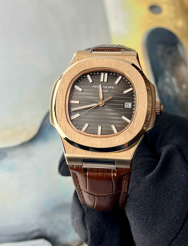 Premium Quality Patek Philipe Luxury Watch-Leather Strap