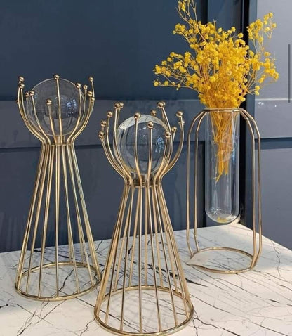 Luxury Crystal Ball- Metal Nest Tower